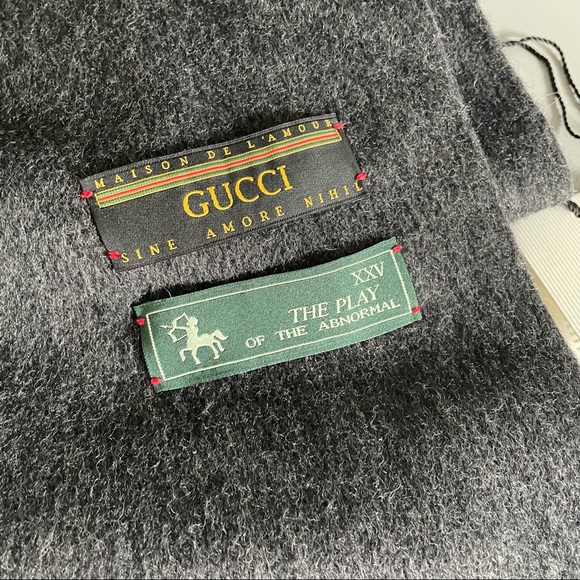 NEW Gucci Dark Grey Wool Cashmere Scarf - Picture 3 of 10
